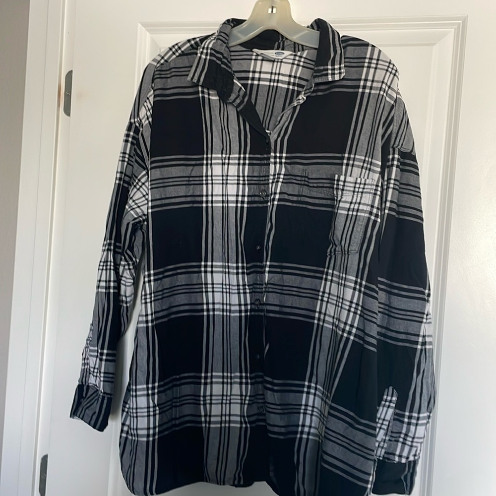 Women’s Old Navy Shirt Size Xxl $15 Excellent Condition plaid blk/white